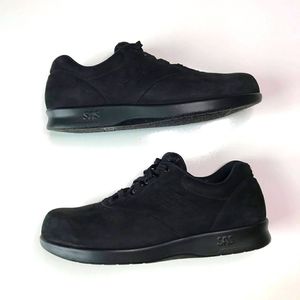 SAS sueade womens sneakers Size 9 1/2 Wide